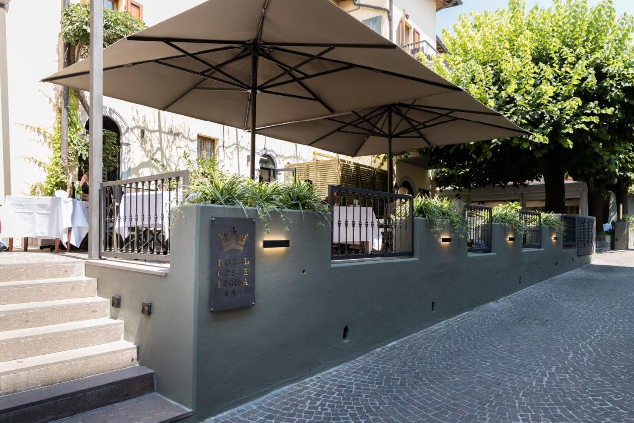 Hotel Corte Regina Sirmione Exterior photo